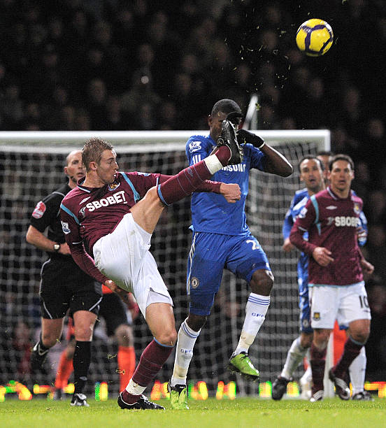 试图让他转 试图让他转