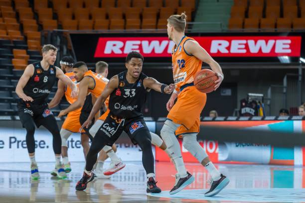 滔滔江水般 滔滔江水般