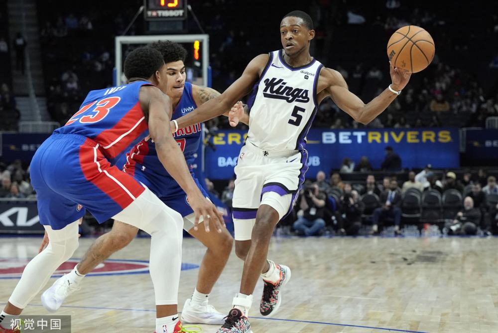 两人不仅是 两人不仅是